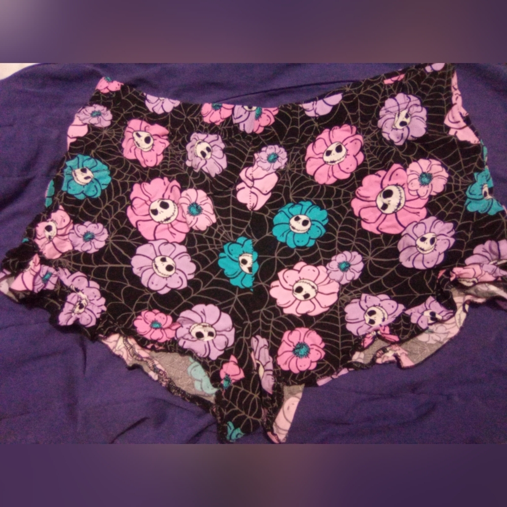 Floral Nightmare Before Christmas Jack Skellington Sleep Shorts Ruffle Hem Large